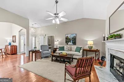 4652 Devencrest Lane, Buford, GA 30519 - Photo 12