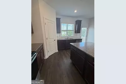 2829 Rosehall Way, Lawrenceville, GA 30044 - Photo 8