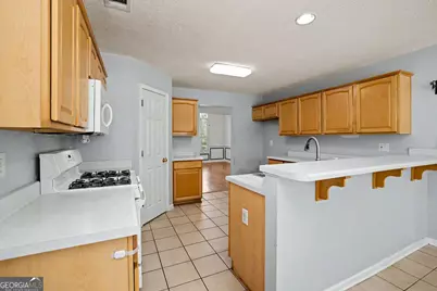 165 Crescent Circle, Newnan, GA 30265 - Photo 16