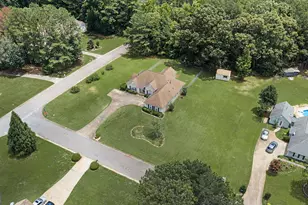 165 Crescent Cir, Newnan, GA 30265 - Photo 40