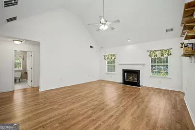 165 Crescent Circle, Newnan, GA 30265 - Photo 8