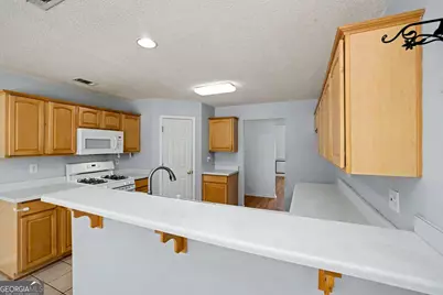 165 Crescent Circle, Newnan, GA 30265 - Photo 16