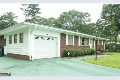6811 Mayo Dr, Riverdale, GA 30274 - Photo 2