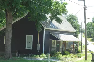 305 S Jackson St, Hartwell, GA 30643 - Photo 2