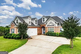 135 Alexander Lakes Dr, Eatonton, GA 31024 - Photo 1