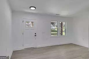 1318 Graymont Dr SW, Atlanta, GA 30310 - Photo 10