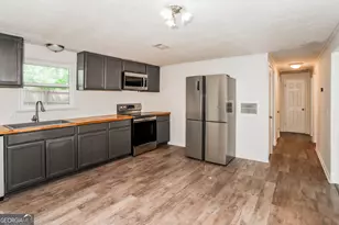 733 Sutton St, Jesup, GA 31545 - Photo 28