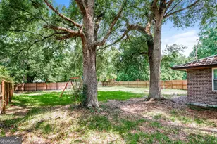 733 Sutton St, Jesup, GA 31545 - Photo 40