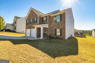 111 Tudor Wy, West Point, GA 31833 - Photo 2