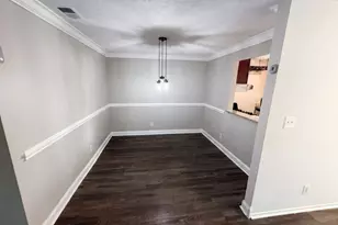 6818 Glenridge Dr, Sandy Springs, GA 30328 - Photo 6