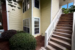 6818 Glenridge Dr, Sandy Springs, GA 30328 - Photo 16