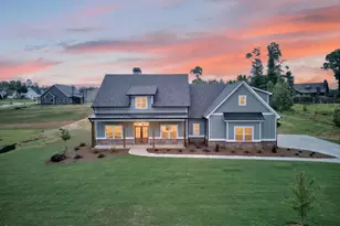 332 Cammie Wy, Williamson, GA 30292 - Photo 1