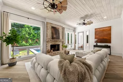 723 Glenairy Court, Sandy Springs, GA 30328 - Photo 20