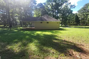102 Douglas Ct, Eatonton, GA 31024 - Photo 2