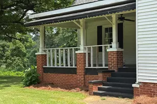 734 Bowersville Rd, Carnesville, GA 30521 - Photo 2