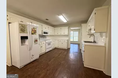 1129 Bartlett Drive, Statesboro, GA 30461 - Photo 8