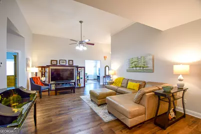 4203 Paddock Lane, Newnan, GA 30263 - Photo 14