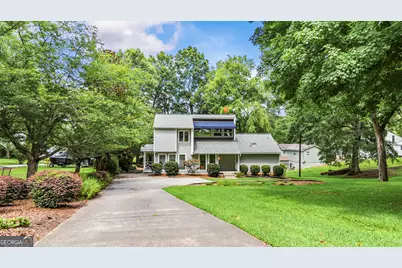 221 Commodore Dr NW, Milledgeville, GA 31061 - Photo 4