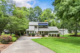 221 Commodore Dr NW, Milledgeville, GA 31061 - Photo 4
