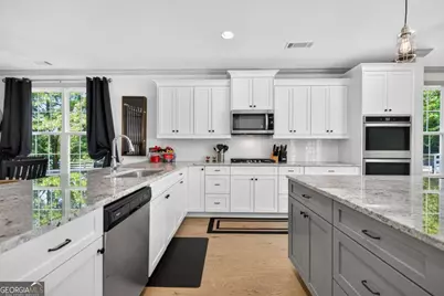 301 Edgewater Drive, Athens, GA 30605 - Photo 10