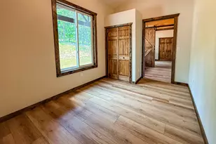 402 Lovelace Rd, Clarkesville, GA 30523 - Photo 8
