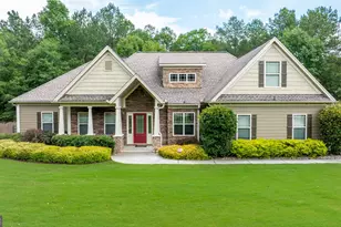 254 Magnolia Pl Dr, Senoia, GA 30276 - Photo 4