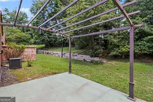 7101 Woodridge Ln, Union City, GA 30291 - Photo 12