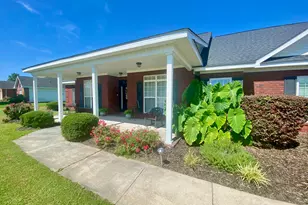 304 Dixieland Dr, Byron, GA 31008 - Photo 2