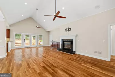 603 Fairway Court, Marietta, GA 30068 - Photo 6