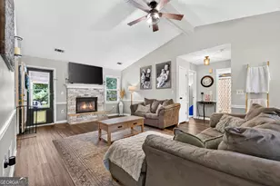 165 Lazy Hollow Ln, Covington, GA 30016 - Photo 8