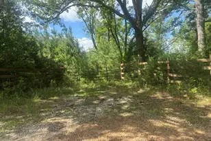 640 Vineyard Rd, Griffin, GA 30223 - Photo 1