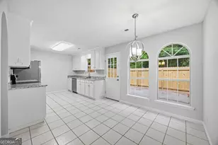 401 Live Oak Ln, Dalton, GA 30721 - Photo 6