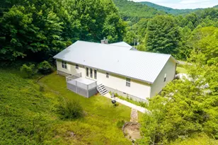 810 Hog Creek Rd, Hiawassee, GA 30546 - Photo 4