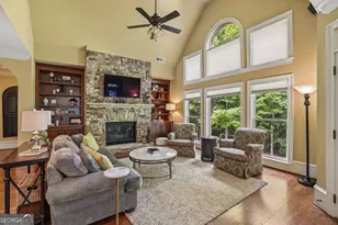 963 Garner Creek Dr SW, Lilburn, GA 30047 - Photo 2