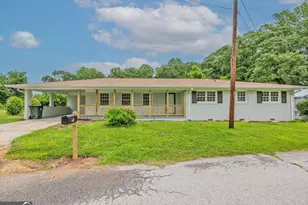 13 Brown St, Toccoa, GA 30577 - Photo 1