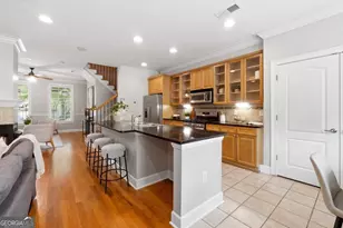 211 Merritts Ave NW, Atlanta, GA 30313 - Photo 2