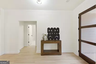 370 Harbour Shores Drive, Jackson, GA 30233 - Photo 10