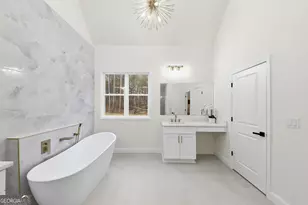 370 Harbour Shores Dr, Jackson, GA 30233 - Photo 34