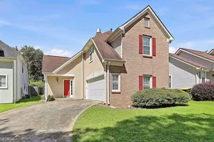 130 S Fairfield Dr, Peachtree City, GA 30269 - Photo 1