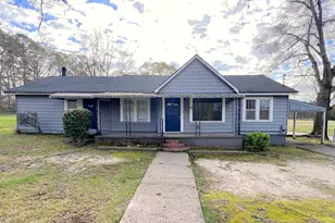 115 Elm St, Bowdon, GA 30108 - Photo 2
