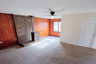 115 Elm St, Bowdon, GA 30108 - Photo 4