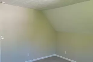 915 Burning Bush Dr, Loganville, GA 30052 - Photo 12