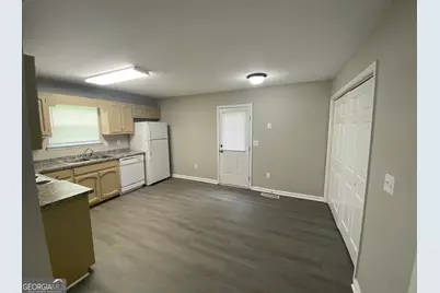 160 Smith Avenue #B, Bowdon, GA 30108 - Photo 4