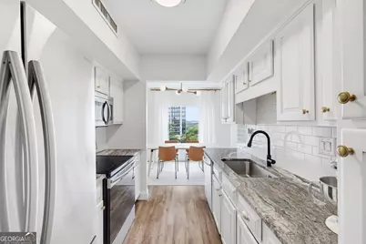 1 Biscayne Drive NW #802, Atlanta, GA 30309 - Photo 2