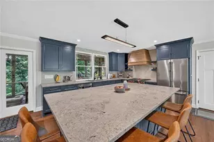 4100 Shawnee Ln NE, Brookhaven, GA 30319 - Photo 6
