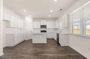 3038 Champions Way, Loganville, GA 30052 - Photo 6
