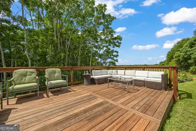 241 Knightsbridge Lane, Winder, GA 30680 - Photo 2