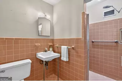 6885 Heathfield Drive, Atlanta, GA 30328 - Photo 26