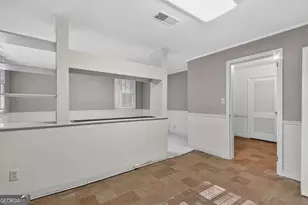 6885 Heathfield Dr, Atlanta, GA 30328 - Photo 32
