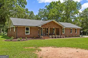 104 E Oak St, Luthersville, GA 30251 - Photo 1